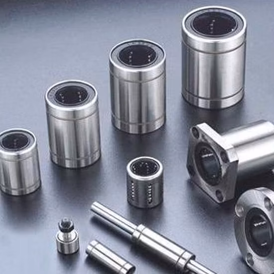 Roulements linéaires de type long avec mouvements à billes